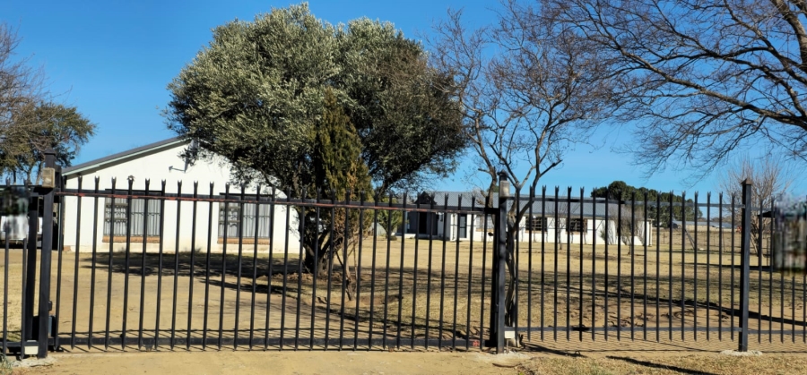 2 Bedroom Property for Sale in The Bend Free State